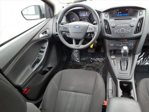Used 2016 Ford Focus SE image 10
