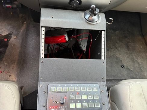 Used 2011 Ford Expedition XL w/ HD Trailer Tow Pkg image 10