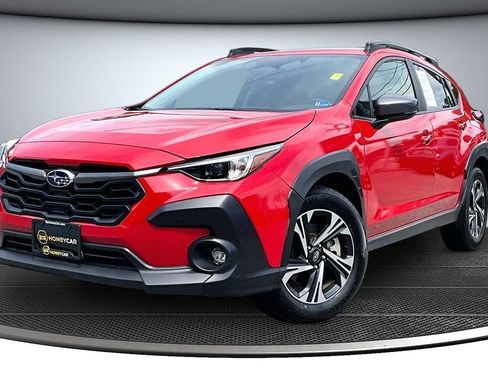 Used 2025 Subaru Crosstrek 2.5i Premium AWD/4WD image 3