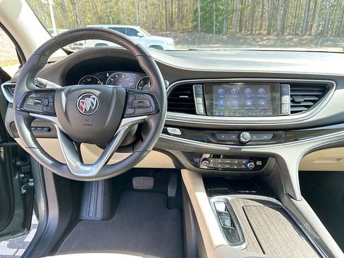 Used 2023 Buick Enclave Avenir w/ Avenir Technology Package image 19