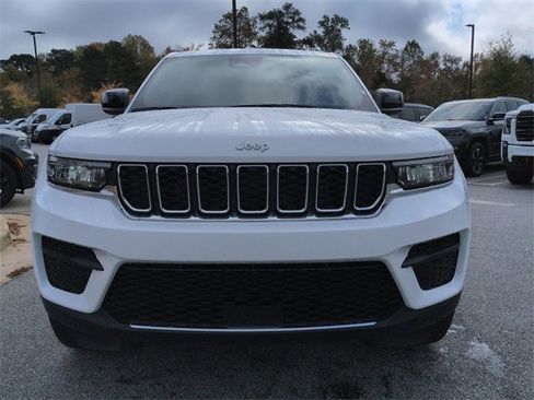 New 2025 Jeep Grand Cherokee Laredo X image 8