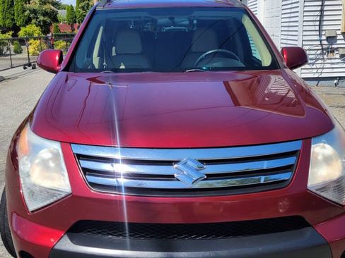 Used 2008 Suzuki XL7 Luxury image 2