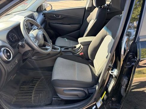 Used 2022 Hyundai Kona SE w/ Cargo Package AWD/4WD image 10