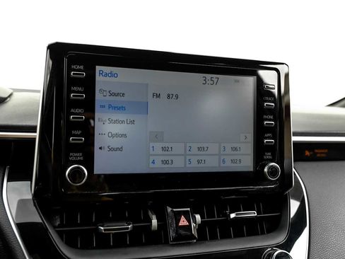 Used 2020 Toyota Corolla SE image 25