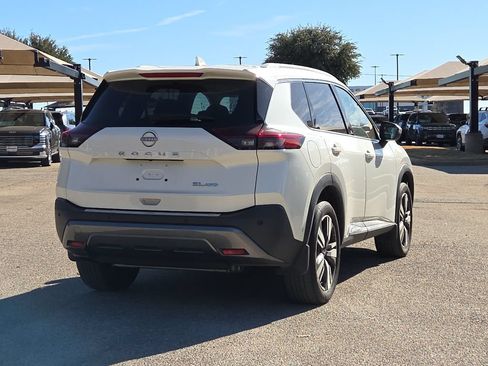Used 2023 Nissan Rogue SL w/ SL Premium Package AWD/4WD image 17