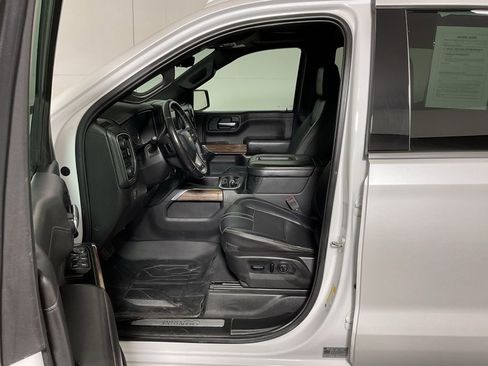 Used 2019 Chevrolet Silverado 1500 High Country w/ High Country Premium Package image 20