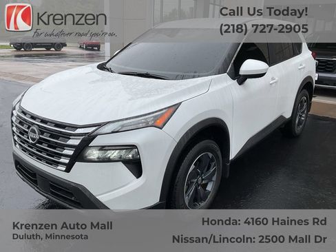 Used 2026 Nissan Rogue SV AWD/4WD image 1