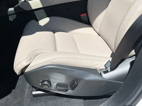 New 2026 Volvo XC90 B6 Ultra w/ Protection Package Premier AWD/4WD image 19