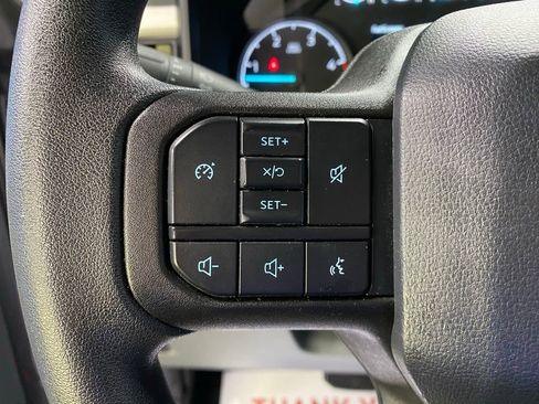 Used 2025 Ford F350 XLT image 21