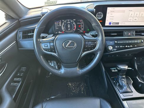 Used 2023 Lexus ES 350 w/ Premium Package FWD image 16