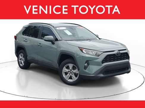 Certified 2021 Toyota RAV4 XLE FWD image 1