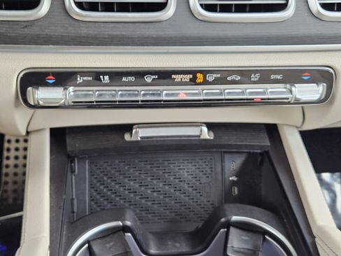 Certified 2024 Mercedes-Benz GLS 450 4MATIC image 11