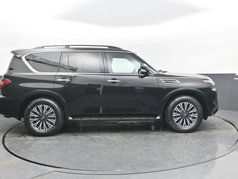 Used 2022 Nissan Armada SL w/ Midnight Edition Package RWD image 8
