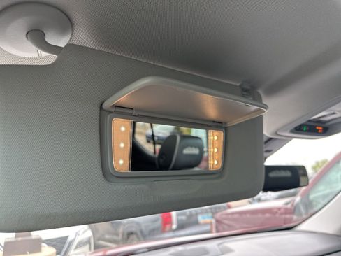 Used 2021 Chevrolet Traverse High Country FWD image 80