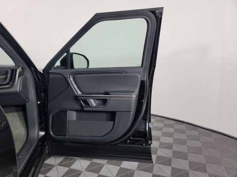 Used 2024 Rivian R1S Adventure image 18