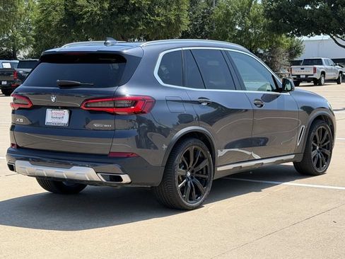 Used 2019 BMW X5 xDrive40i w/ Convenience Package AWD/4WD image 4