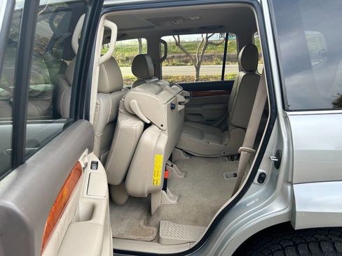 Used 2005 Lexus GX 470 image 31