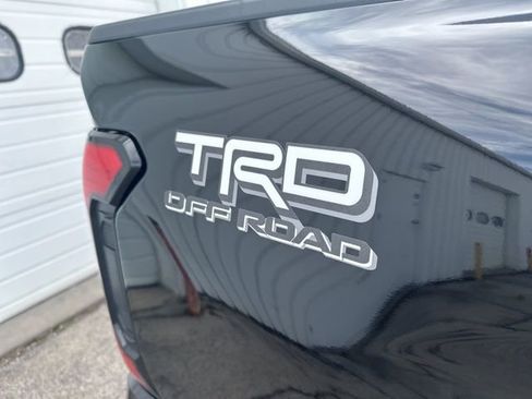 Used 2024 Toyota Tacoma TRD Off-Road image 14