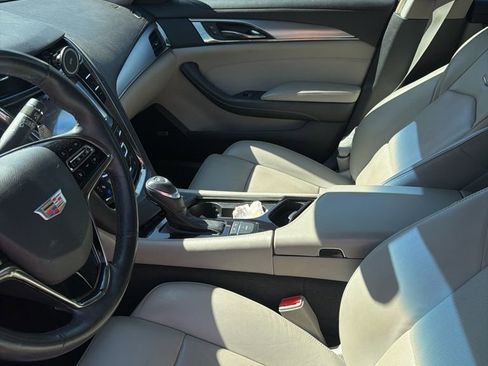 Used 2018 Cadillac CTS Premium Luxury image 4