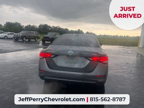 Used 2021 Nissan Sentra SV FWD image 8