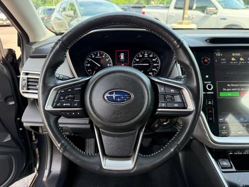 Used 2025 Subaru Outback Limited AWD/4WD image 14