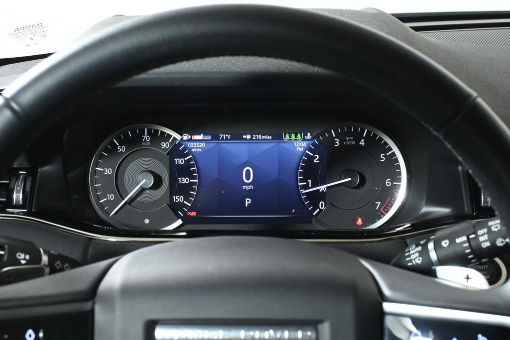Used 2023 Land Rover Range Rover Evoque R-Dynamic SE AWD/4WD image 18