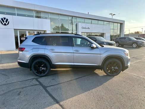 New 2026 Volkswagen Atlas SE image 7