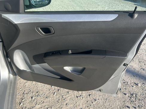 Used 2016 Chevrolet Spark LT image 20