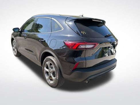 Used 2025 Ford Escape ST-Line image 13