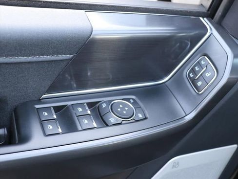 New 2025 Ford F150 Lariat w/ Equipment Group 502A High image 19