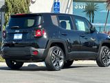 Used 2021 Jeep Renegade Sport image 4