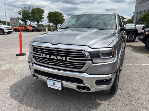 Used 2019 RAM 1500 Laramie AWD/4WD image 11
