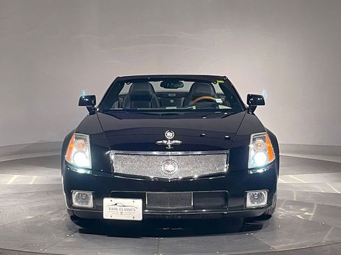 Used 2005 Cadillac XLR image 21