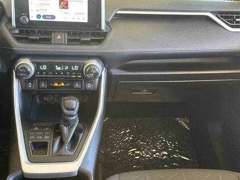 Used 2024 Toyota RAV4 XLE w/ Weather Package AWD/4WD image 20