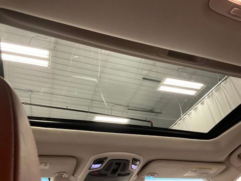 Used 2022 Subaru Outback Touring image 33