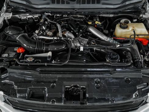Used 2019 Ford F250 Lariat w/ Lariat Ultimate Package AWD/4WD image 51