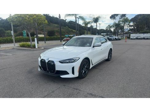 Used 2023 BMW i4 eDrive35 RWD image 1