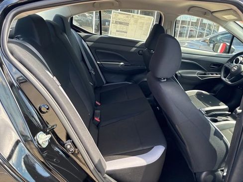 Used 2025 Nissan Versa S w/ S Plus Package image 9