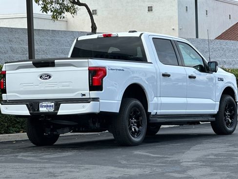New 2025 Ford F150 Lightning XLT image 4