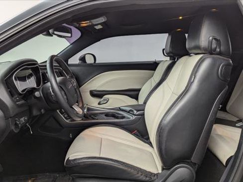 Used 2015 Dodge Challenger R/T Plus image 14