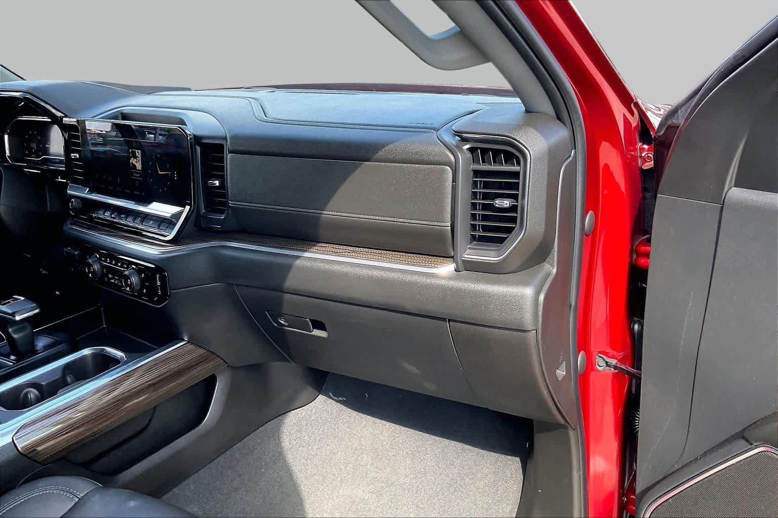 Certified 2023 Chevrolet Silverado 1500 LT w/ Convenience Package II RWD image 18