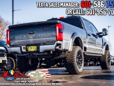 New 2026 Ford F250 Lariat w/ Black Appearance Package image 28