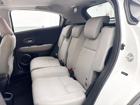 Used 2019 Honda HR-V EX image 27