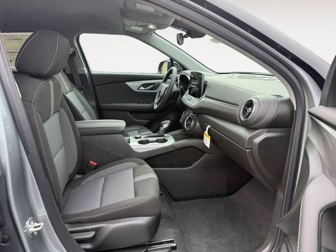New 2025 Chevrolet Blazer LT image 19