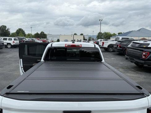 Used 2026 GMC Canyon Denali AWD/4WD image 7