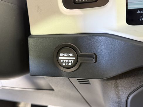 New 2025 Ford Bronco Heritage Edition image 27