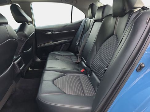 Used 2024 Toyota Camry SE image 13