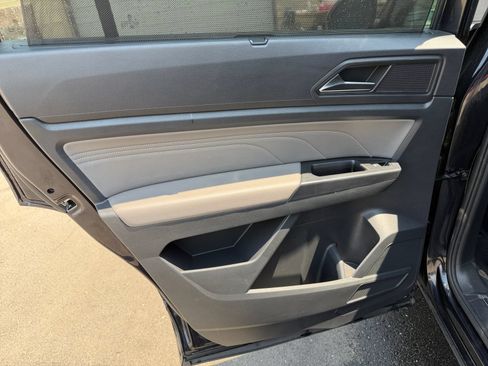 Used 2021 Volkswagen Atlas SE AWD/4WD image 28