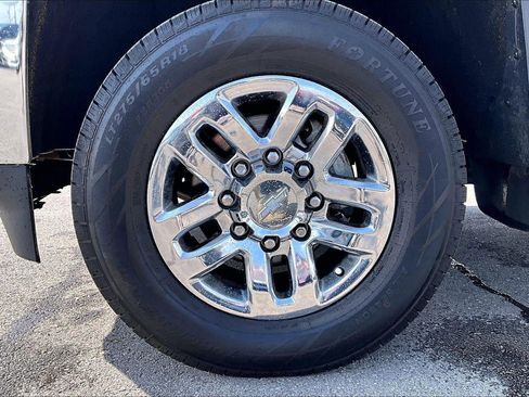 Used 2017 Chevrolet Silverado 2500 LTZ w/ Duramax Plus Package AWD/4WD image 9