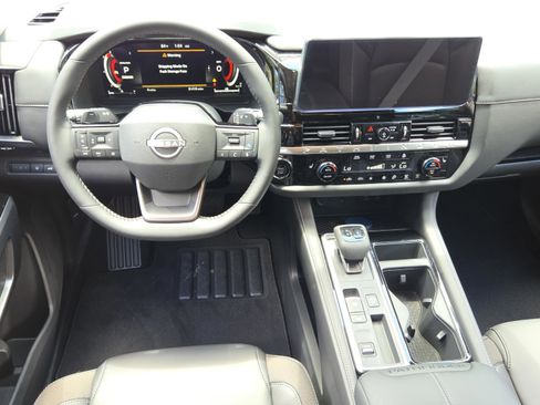 New 2026 Nissan Pathfinder SL FWD image 11